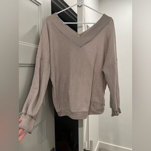 Women's V-Neck Sweater - Taupe